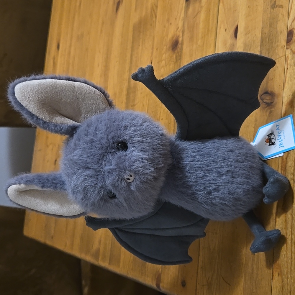 Jellycat Broox Bat 8.7x3.5x3.5" Soft & Plush BNWT Authentic - Picture 6 of 9